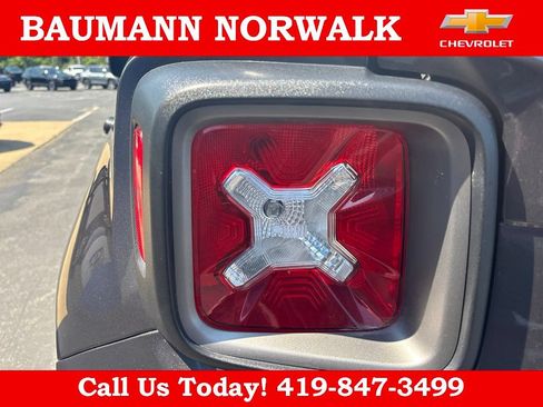 Used 2021 Jeep Renegade Limited AWD/4WD image 30