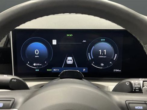 Used 2025 Hyundai Tucson Limited image 18