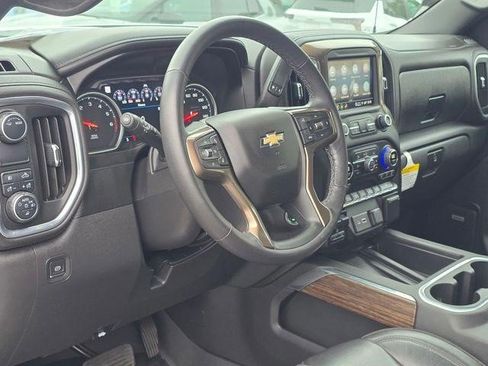 Certified 2021 Chevrolet Silverado 1500 High Country RWD image 9