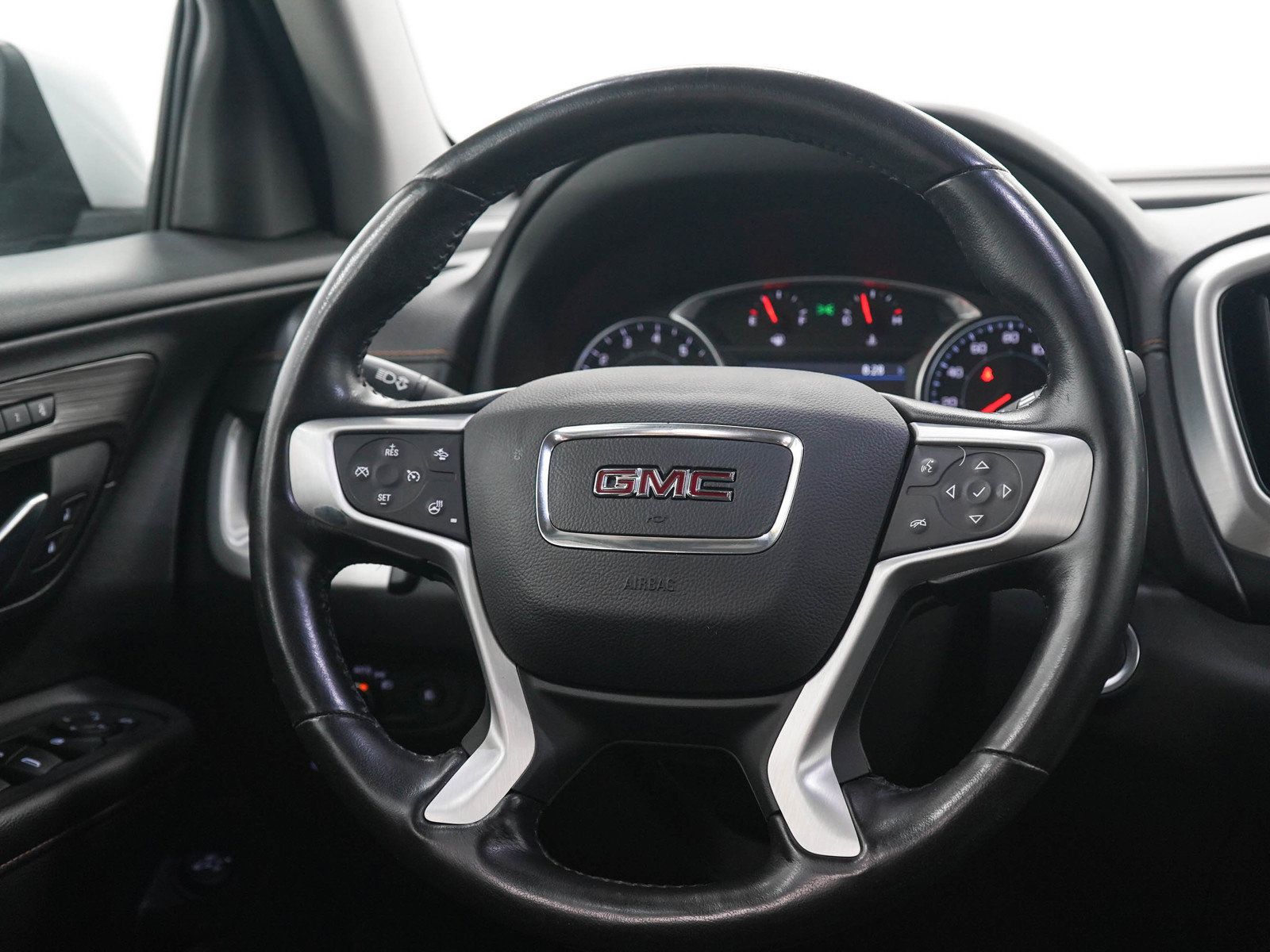 Used 2020 GMC Terrain SLT w/ Preferred Package AWD/4WD image 18