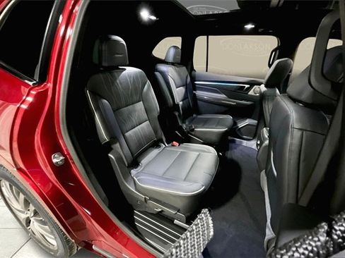 New 2026 Buick Enclave Avenir w/ Super Cruise Package image 13