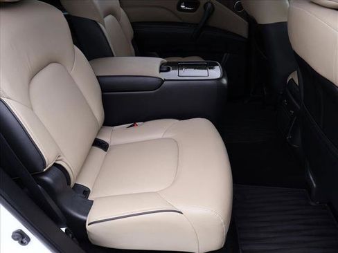 Used 2023 INFINITI QX80 Premium Select w/ All-Season Package AWD/4WD image 29