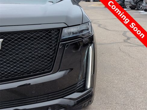 Used 2023 Cadillac Escalade Sport Platinum image 10
