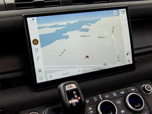 Used 2023 Land Rover Defender 130 X-Dynamic SE image 49