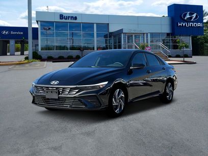 New 2025 Hyundai Elantra SEL