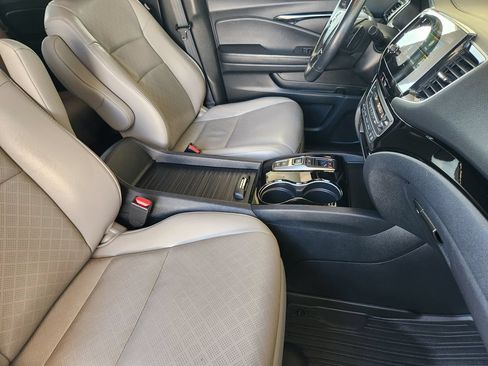 Used 2020 Honda Passport Touring image 13