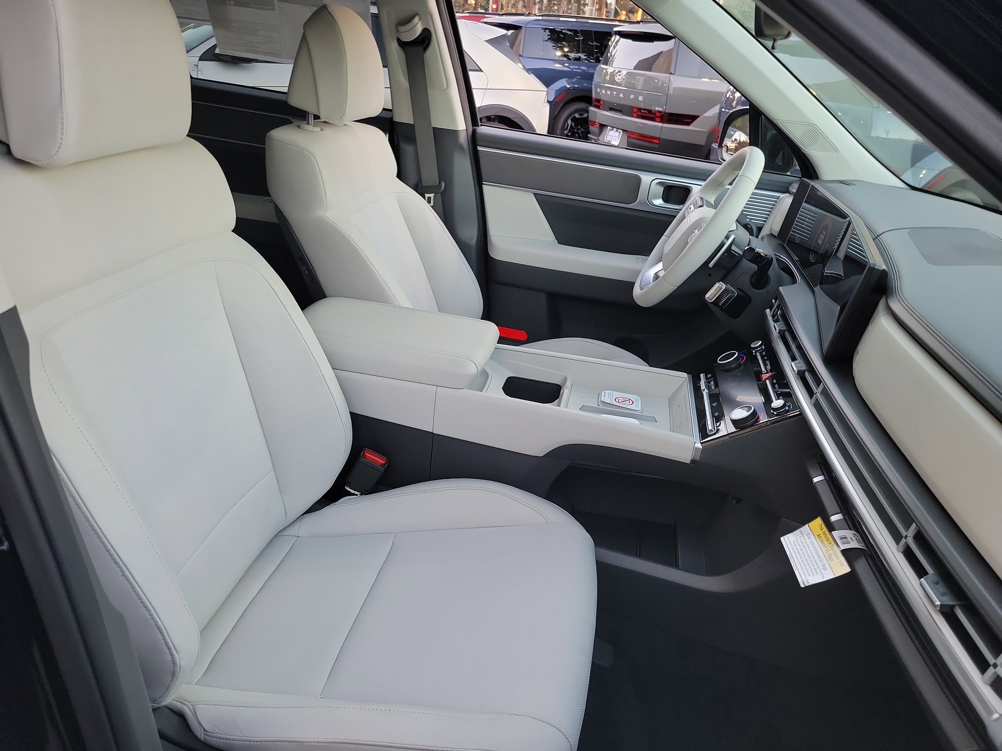 Used 2026 Hyundai Santa Fe SE FWD image 20