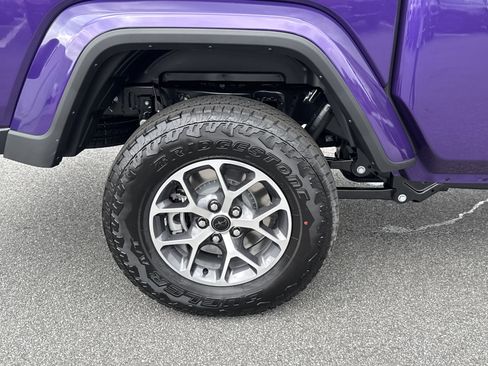 New 2026 Jeep Gladiator Sport image 12