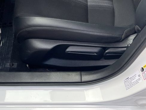 Used 2025 Honda Civic Sport image 18
