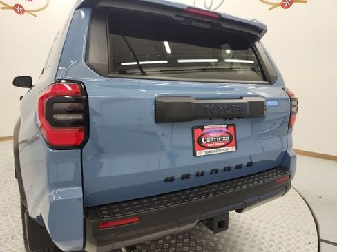Used 2025 Toyota 4Runner SR5 RWD image 21