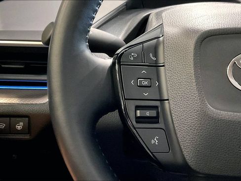 Used 2024 Toyota Prius XLE AWD/4WD image 12