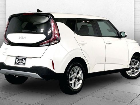 Certified 2025 Kia Soul LX w/ LX Technology Package FWD image 13
