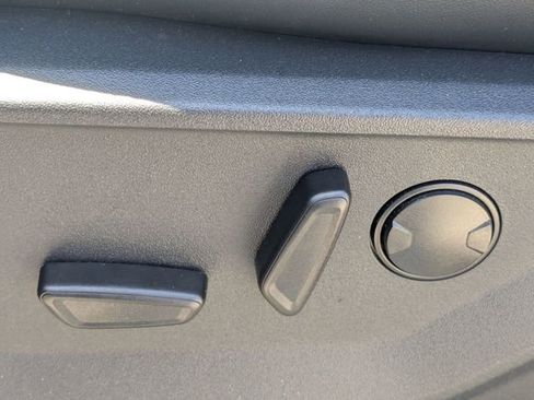 Used 2025 Ford Expedition Platinum AWD/4WD image 15