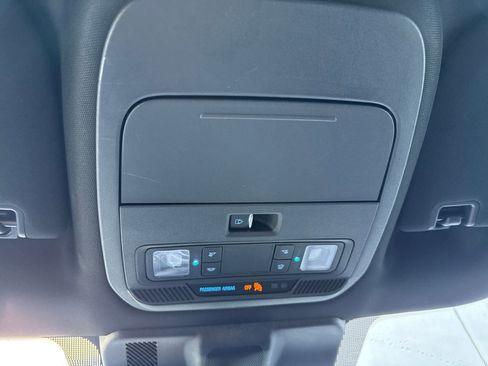 Certified 2022 Ford F150 XLT w/ Equipment Group 302A High image 21