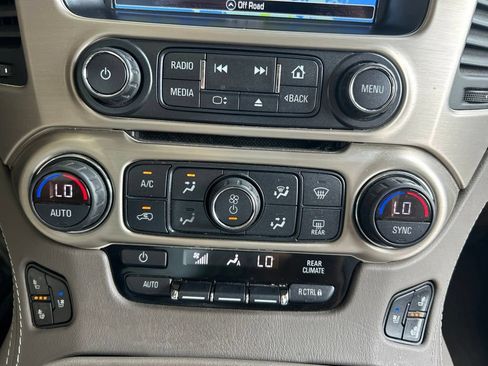 Used 2020 GMC Yukon XL Denali w/ Denali Ultimate Package RWD image 20