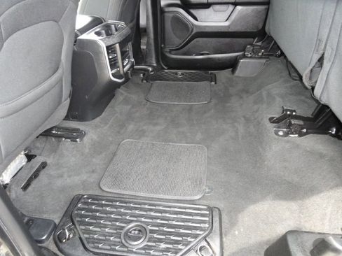 Used 2022 RAM 1500 Lone Star RWD image 9