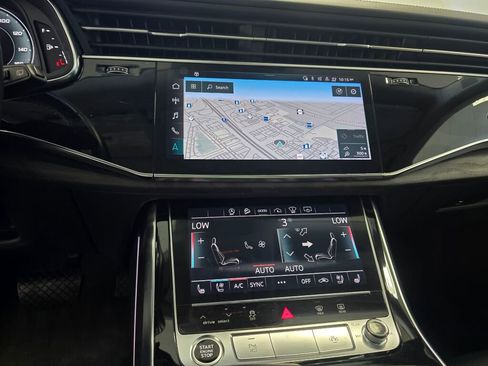 Used 2021 Audi Q8 Prestige w/ Prestige Package image 15