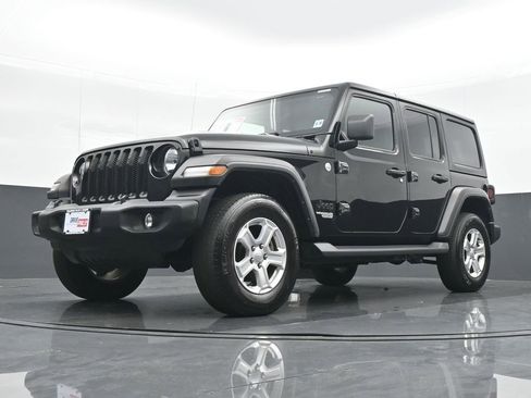 Used 2021 Jeep Wrangler Unlimited Sport image 17