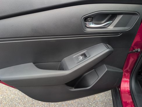 Used 2024 Honda Accord Sport image 33