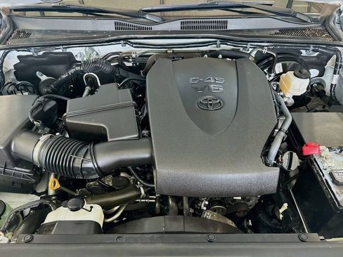 Used 2023 Toyota Tacoma SR5 RWD image 23