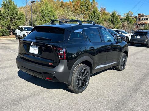 New 2026 Nissan Kicks SR w/ Illumination Package FWD image 7