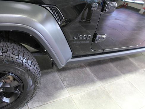 Used 2021 Jeep Wrangler Unlimited Sport AWD/4WD image 27