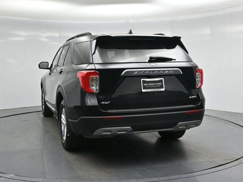 Certified 2024 Ford Explorer XLT w/ Equipment Group 202A image 30
