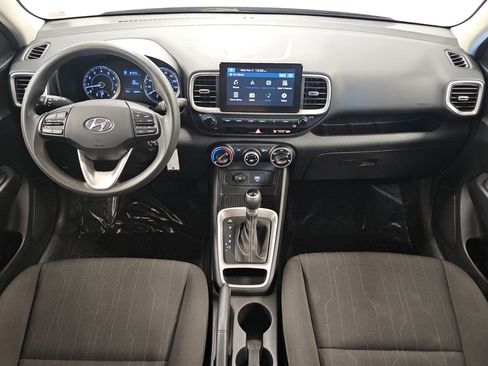 Used 2021 Hyundai Venue SE image 27