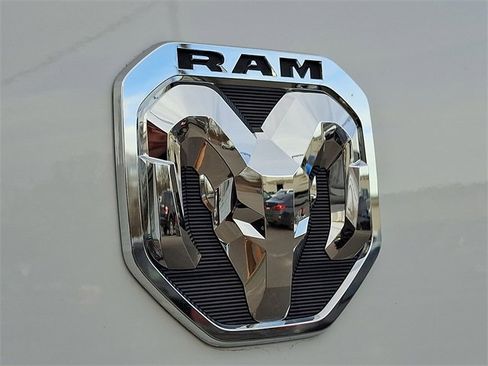 Used 2024 RAM ProMaster 2500 w/ Safety Group image 30