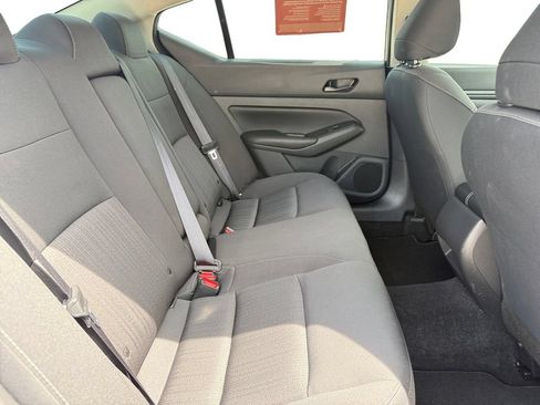 Used 2025 Nissan Altima 2.5 S FWD image 17