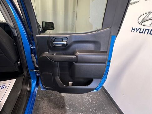 Used 2023 Chevrolet Silverado 1500 Custom image 26