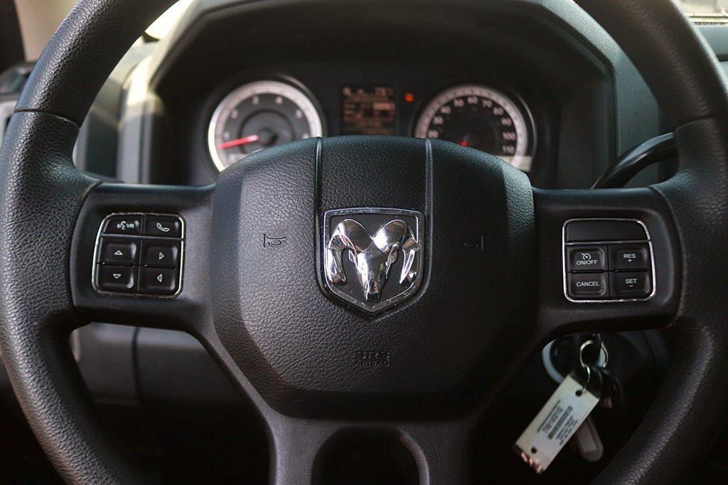 Used 2015 RAM 1500 Express AWD/4WD image 17