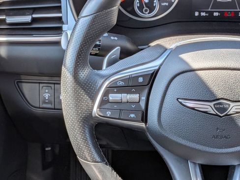 Used 2025 Genesis G70 2.5T RWD image 18