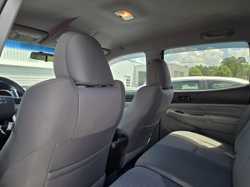 Used 2015 Toyota Tacoma PreRunner w/ TRD Sport Package RWD image 6