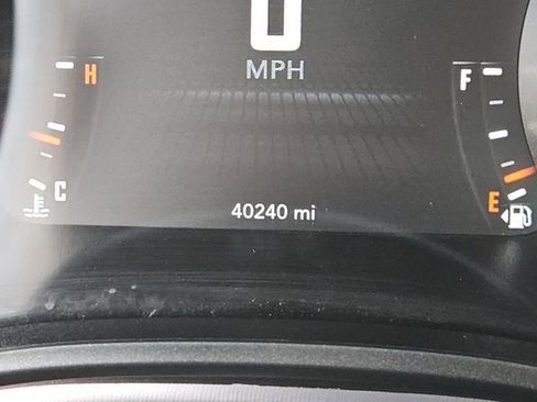 Used 2022 Dodge Challenger R/T w/ Shaker Package image 25