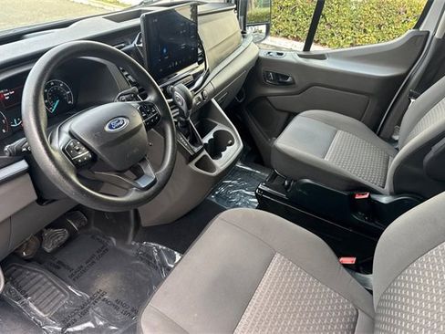 Used 2023 Ford Transit 350 XLT image 10