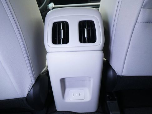 New 2026 Hyundai Tucson Blue SE image 18