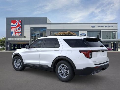 New 2026 Ford Explorer Active w/ Active Comfort Package RWD image 4