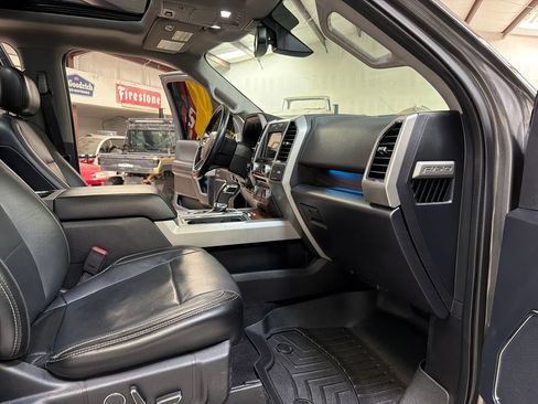 Used 2017 Ford F150 Lariat w/ Equipment Group 502A Luxury AWD/4WD image 36