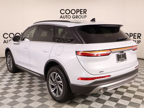 New 2026 Lincoln Corsair Premiere FWD image 23