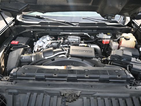 Used 2022 Chevrolet Silverado 2500 LTZ w/ LTZ Plus Package image 37