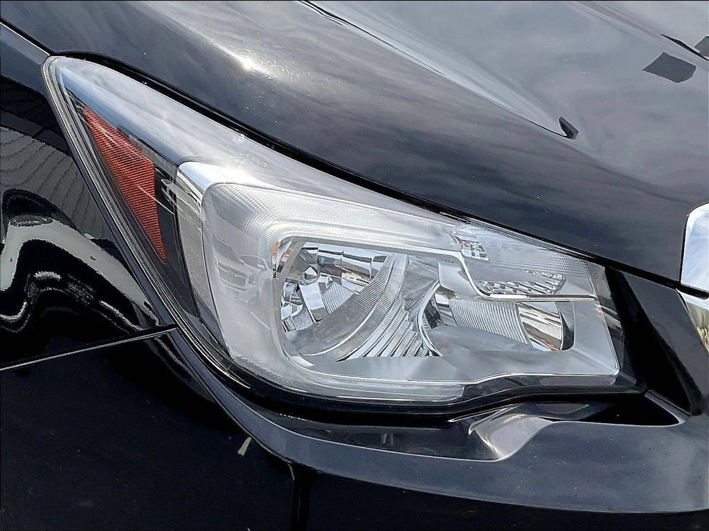 Used 2018 Subaru Forester 2.5i Limited AWD/4WD image 30