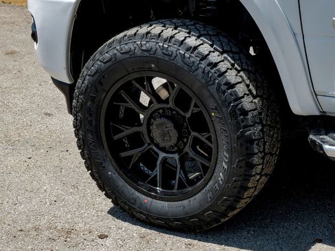 Used 2024 RAM 2500 Laramie w/ Sport Appearance Package AWD/4WD image 64