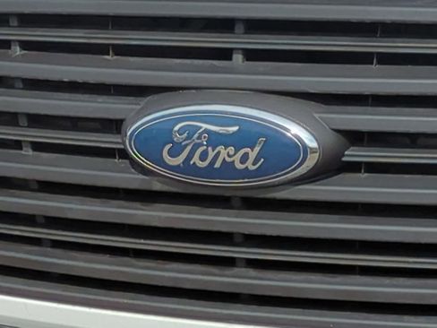 Used 2017 Ford Transit 150 image 12