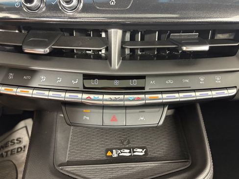 Used 2022 Cadillac CT4 Luxury w/ Sun And Sound Package RWD image 29