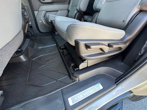 Used 2021 Chevrolet Tahoe LT w/ LT Signature Package AWD/4WD image 27