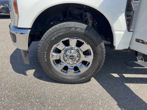 Certified 2023 Ford F250 Lariat w/ Lariat Ultimate Package AWD/4WD image 39