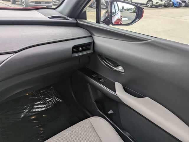 Used 2023 Lexus UX 250h FWD w/ Accessory Package (Z2) image 18