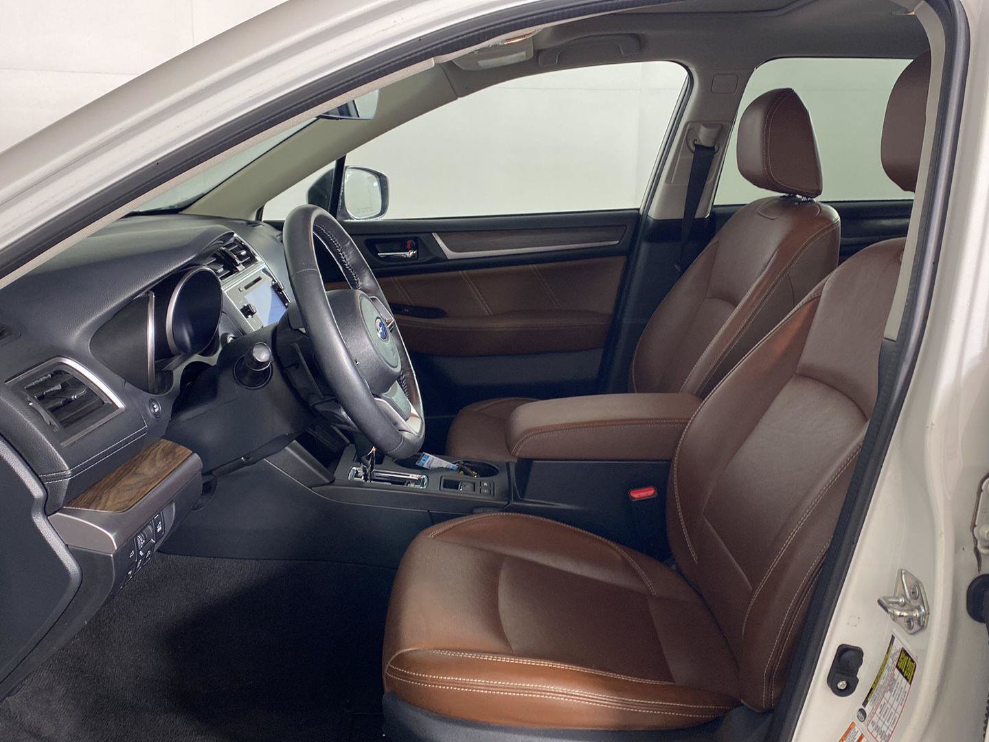 Used 2019 Subaru Outback 2.5i Touring AWD/4WD image 13