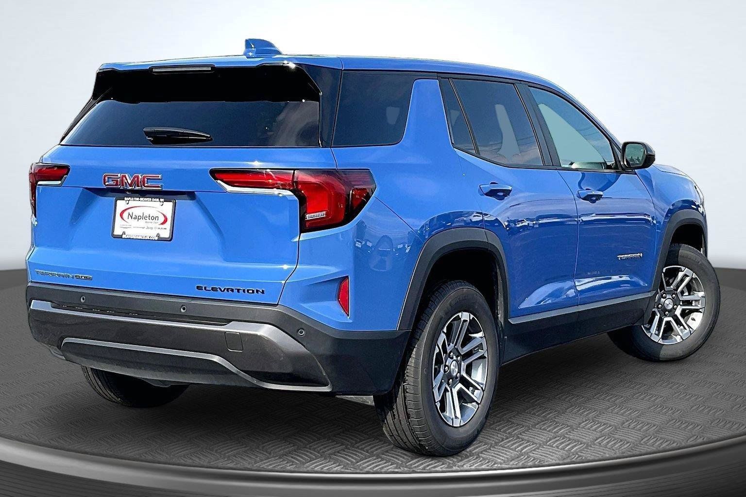 Used 2026 GMC Terrain Elevation AWD/4WD image 2